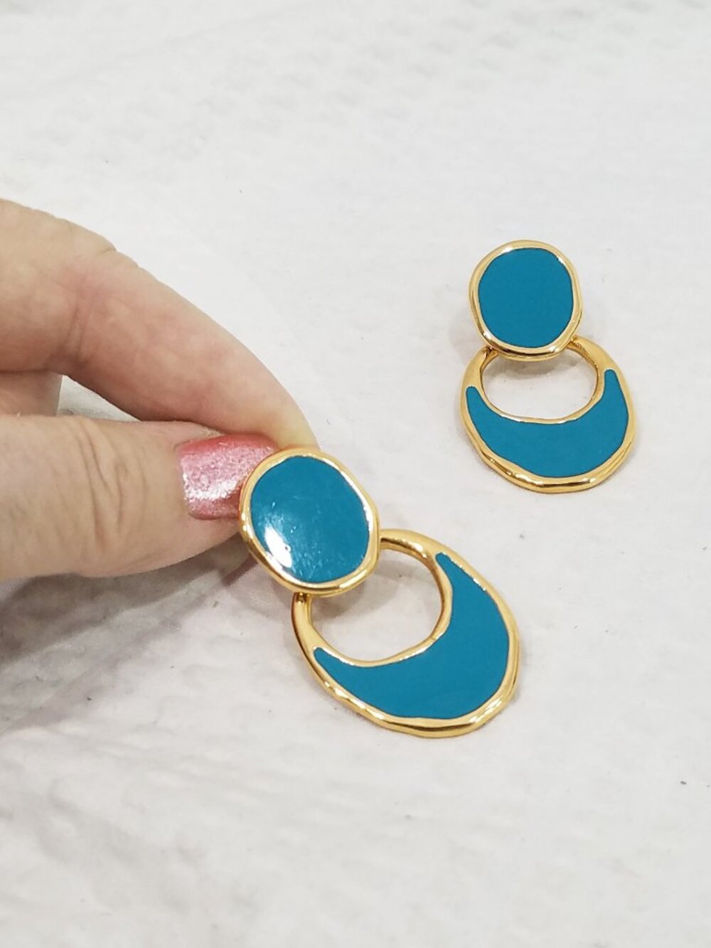Signed Monet Gold Tone & Teal Enamel Oval Dangle Comfort Clip On Earrings